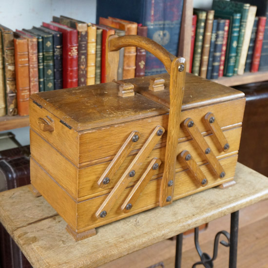 アンティーク ソーイングボックス（uoc1116） - アンティーク家具