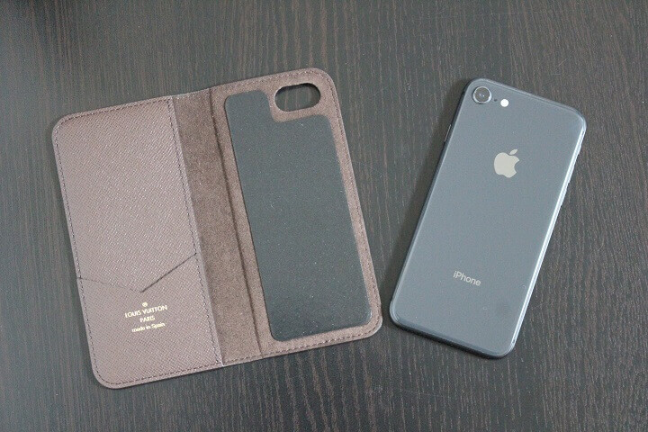 ルイ・ヴィトンの手帳型iPhone専用ケース『folio（フォリオ