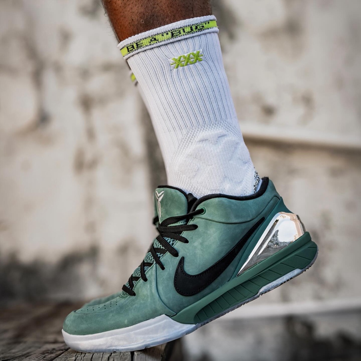 Nike Kobe 4 Protro “Girl Dad”が国内6月7日に発売［FQ3545-300］ | UP