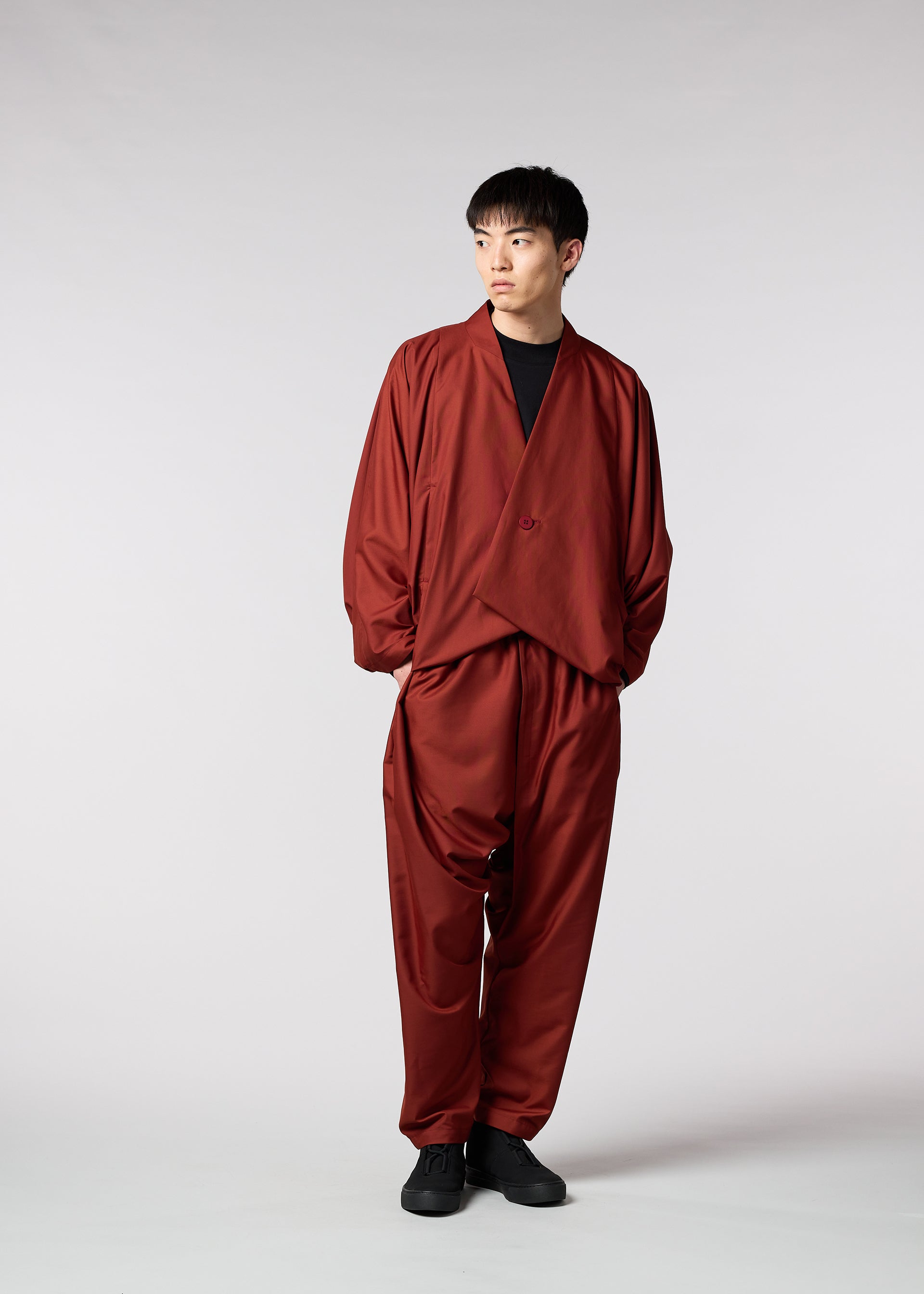 SWING – ISSEY MIYAKE ONLINE STORE