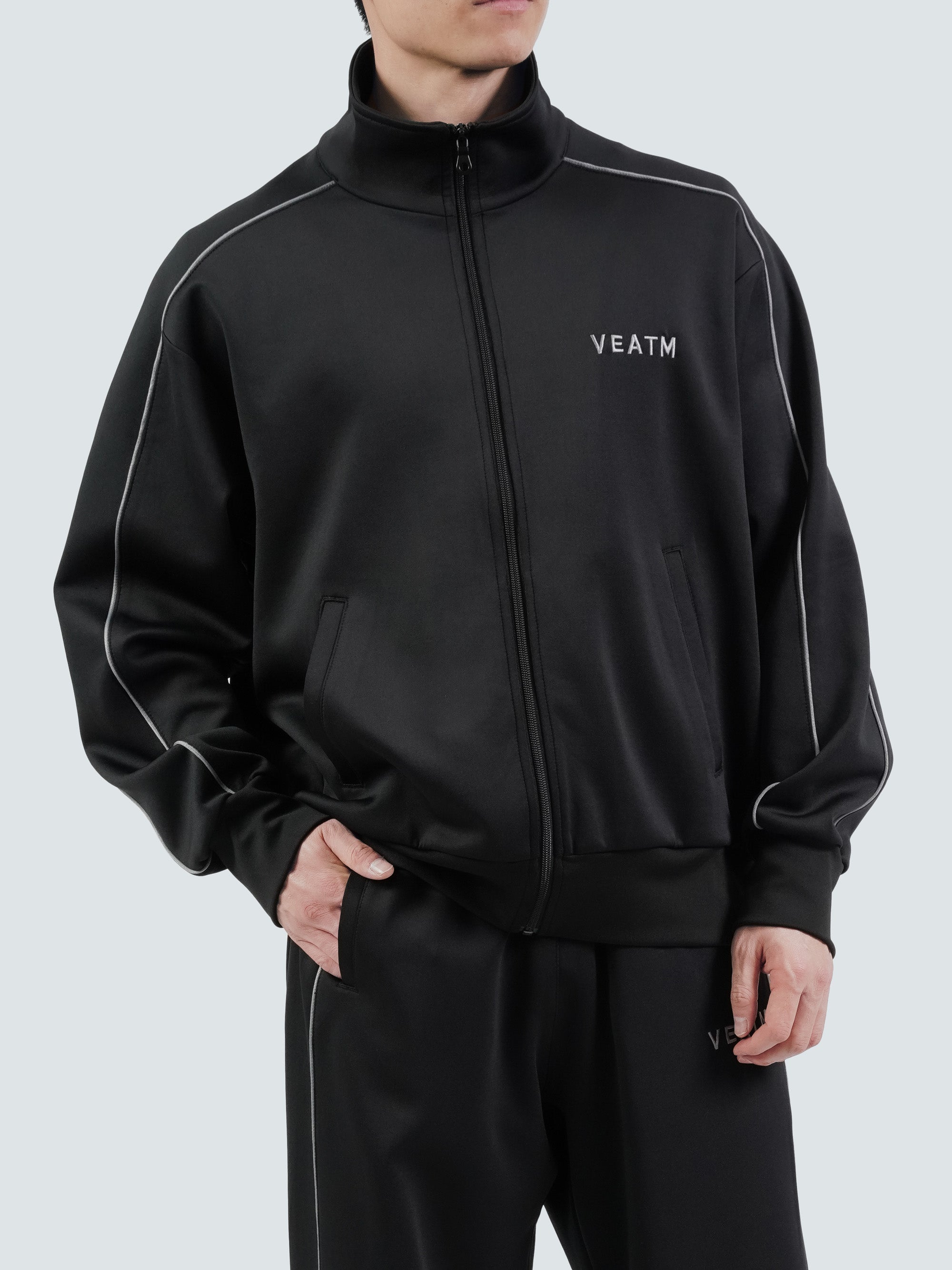 COMFORT TRACK JACKET