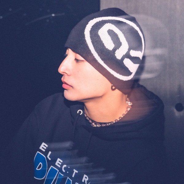 Circle Logo Beanie | ALAN SHIRAHAMA | VERTICAL GARAGE OFFICIAL