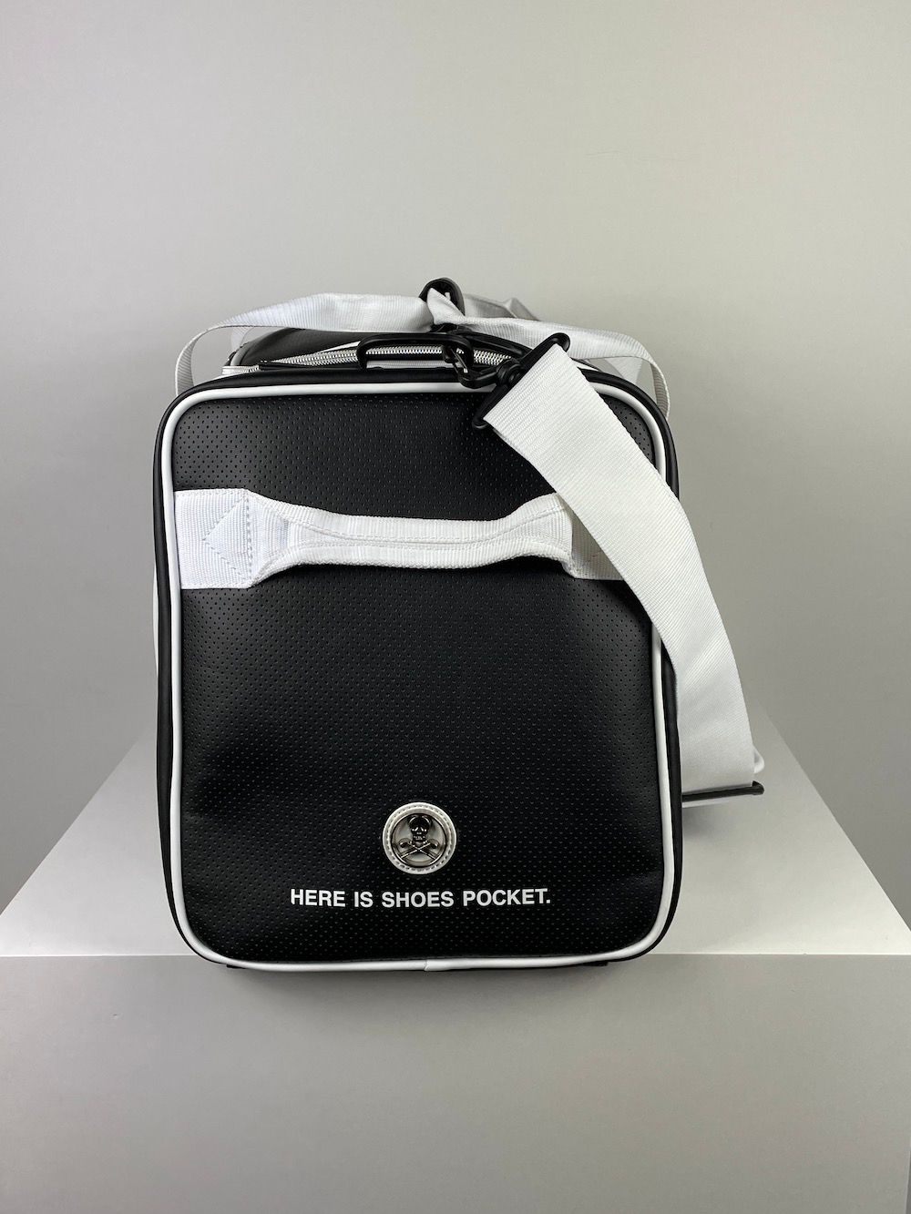 MARK&LONA - Massive Boston Bag | ロッカーバッグ | ブラック | ユニ