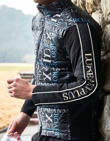 LUXE AKM PLUS - 総柄ロゴ中綿ブルゾン | ブルゾン | ブラック