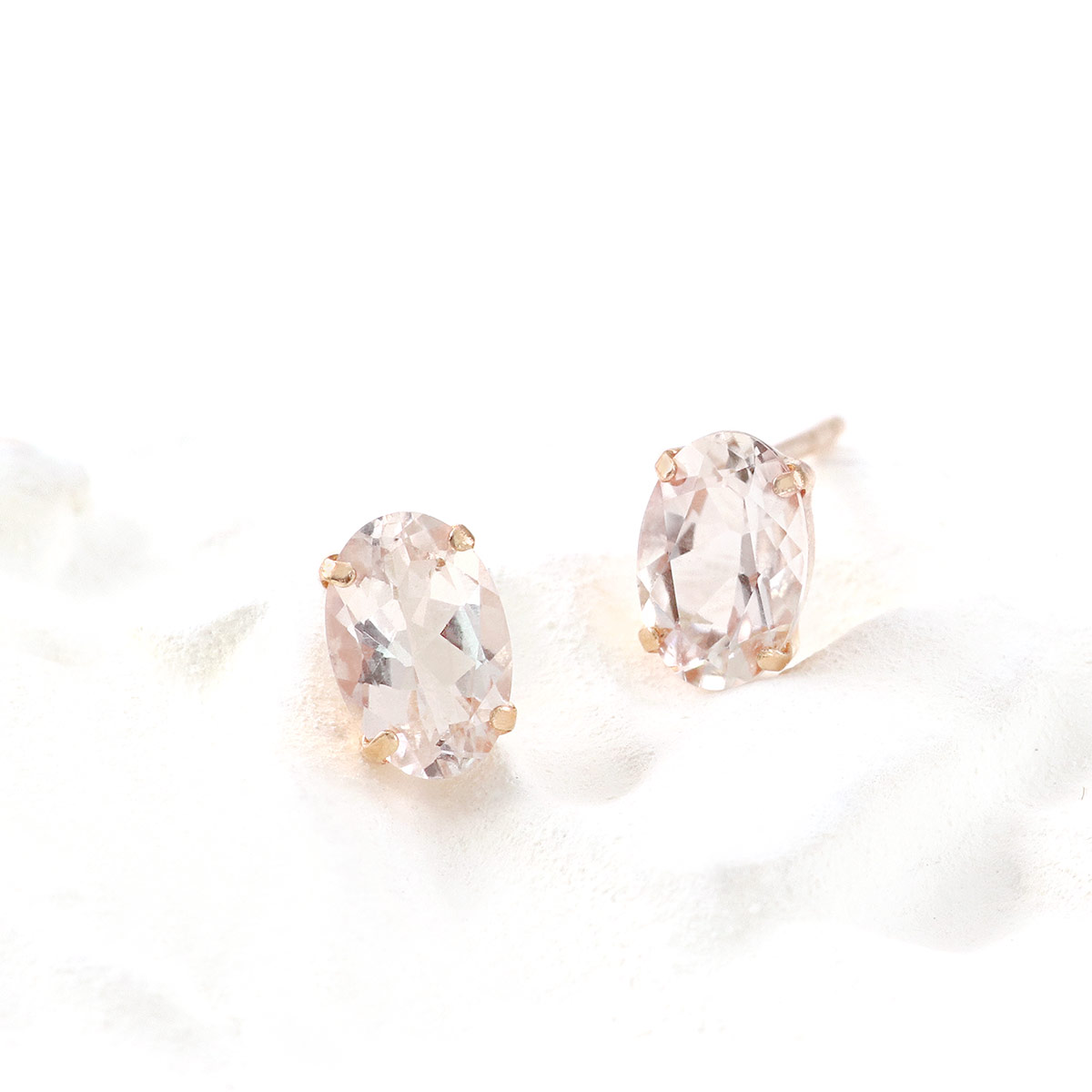 アクセサリーのプレゼント K18PG モルガナイト ピアス 18金ピンク