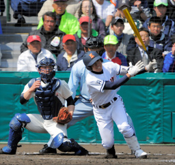2010 第82回春】興南センバツ優勝&決勝(日大三高)ボール2個と台座付