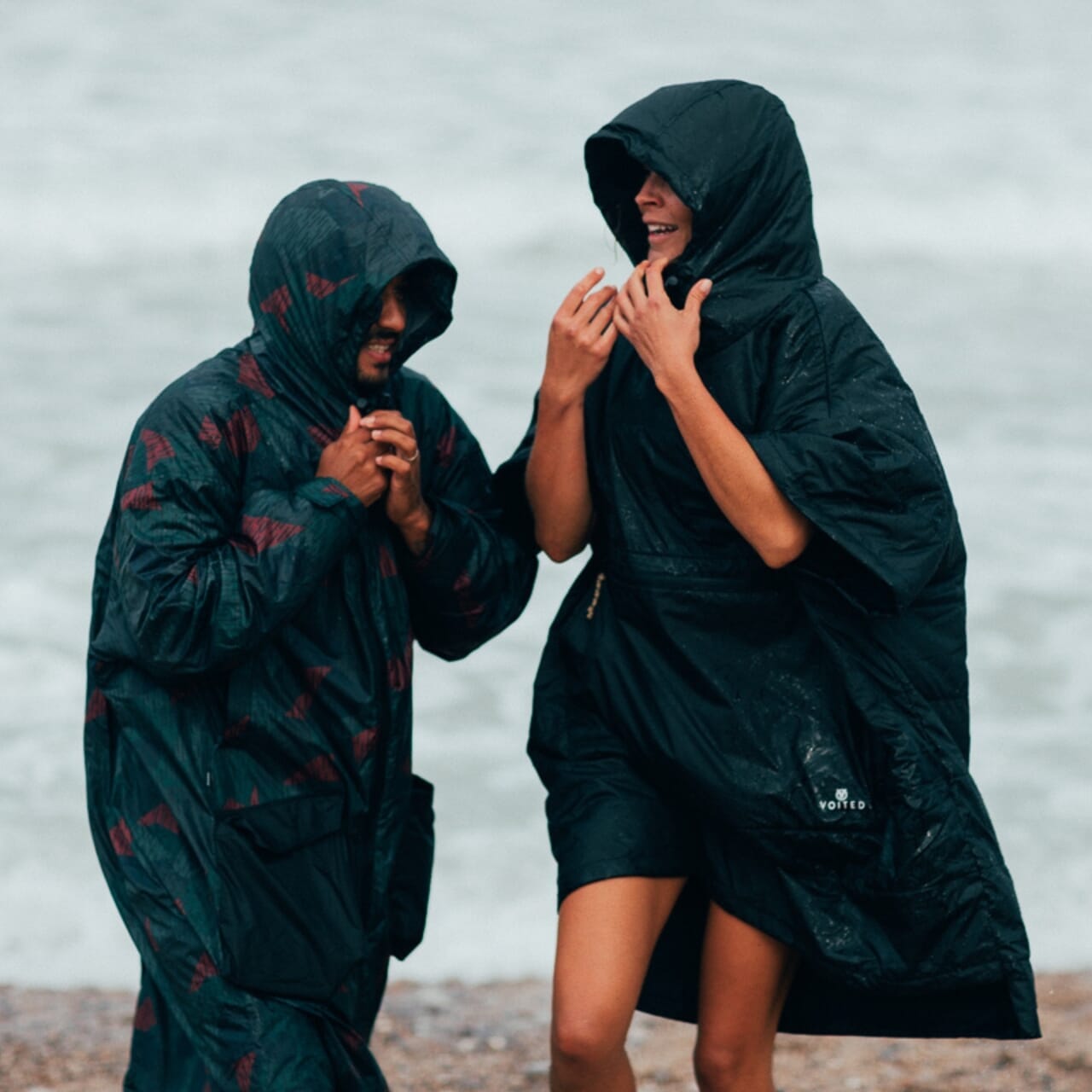 VOITED Surf Inspired Hooded Poncho with a Towel-Like Inside - Black