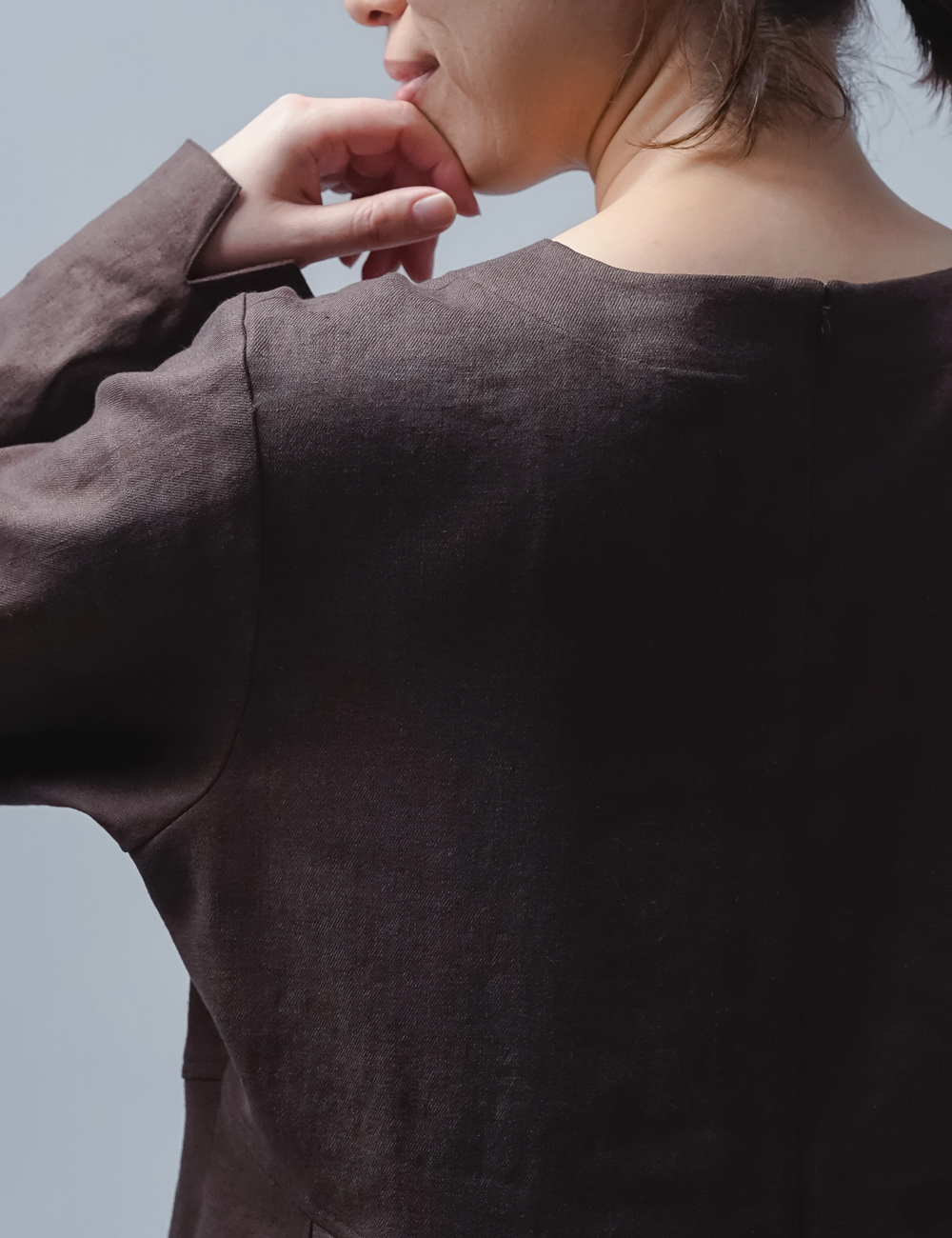 wafu】【リネンワンピース】鍵盤タック ソロテックス ワンピース