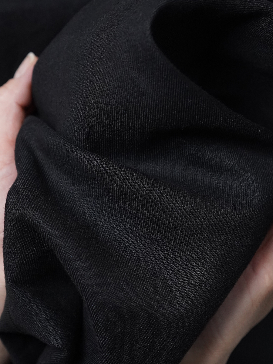 リネンソロテックス】とことんシンプルにこだわった! スラントポケット