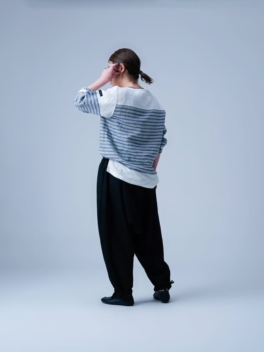 リネンパンツ】空気のように軽やかな サルエルパンツ／ 黒色 b024e-bck1