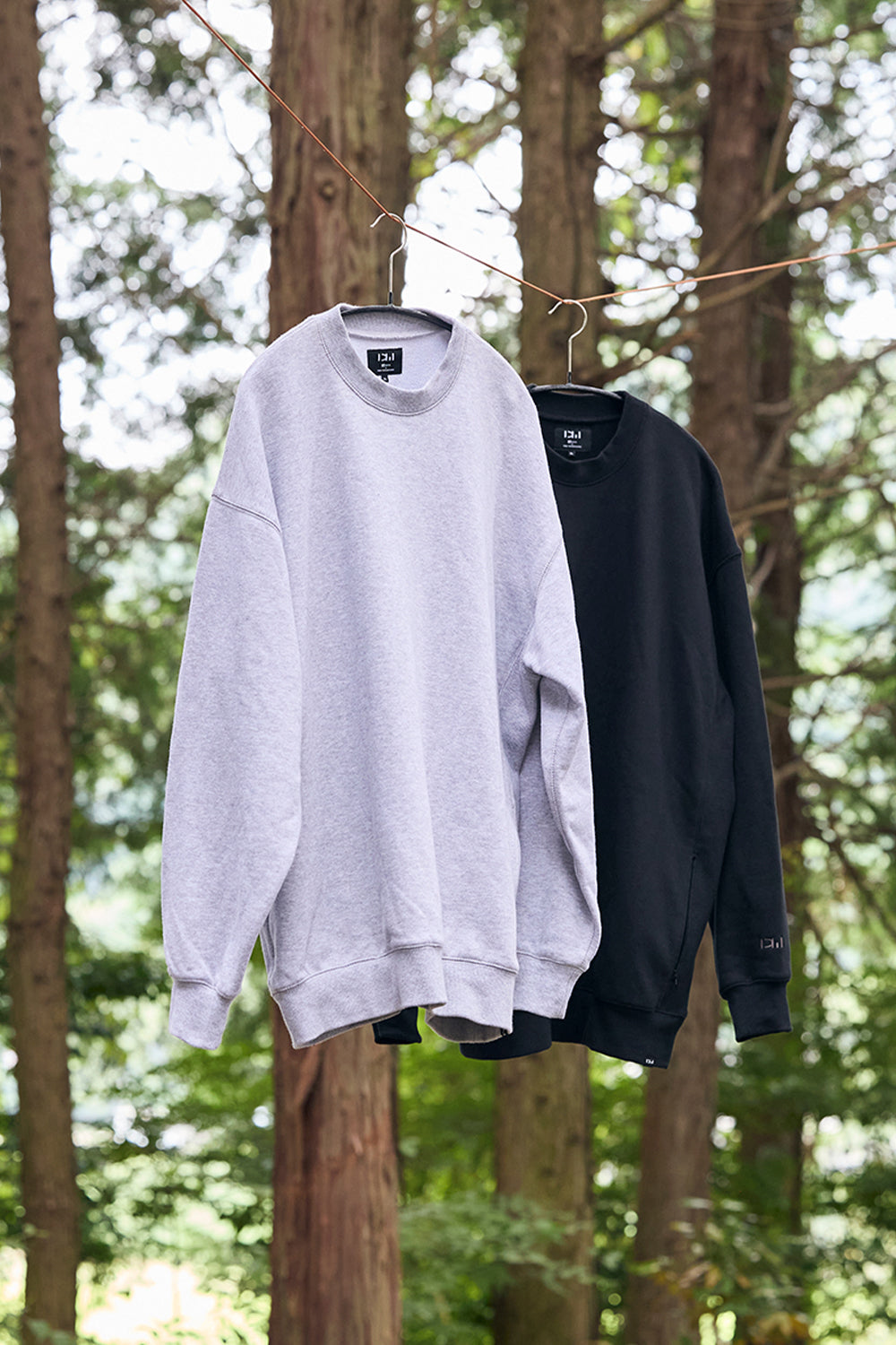 WAQ x URBAN RESEARCH DOORSコラボ】フィールドロゴスウェット【送料