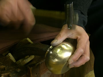 藤井宏・鎚起銅器 ｜ WAZAMON 職人館