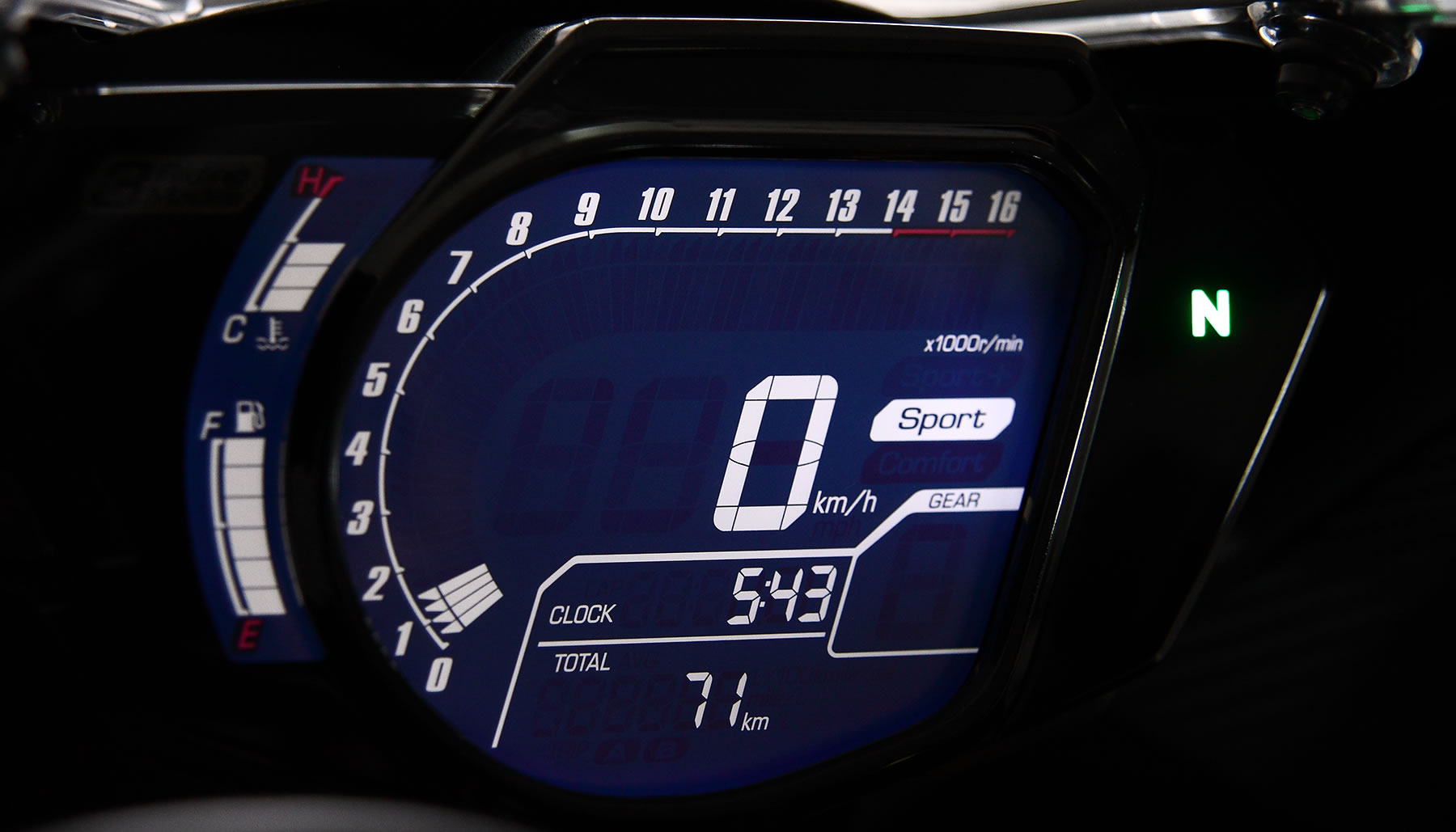 MC51 CBR250RR インプレッション3