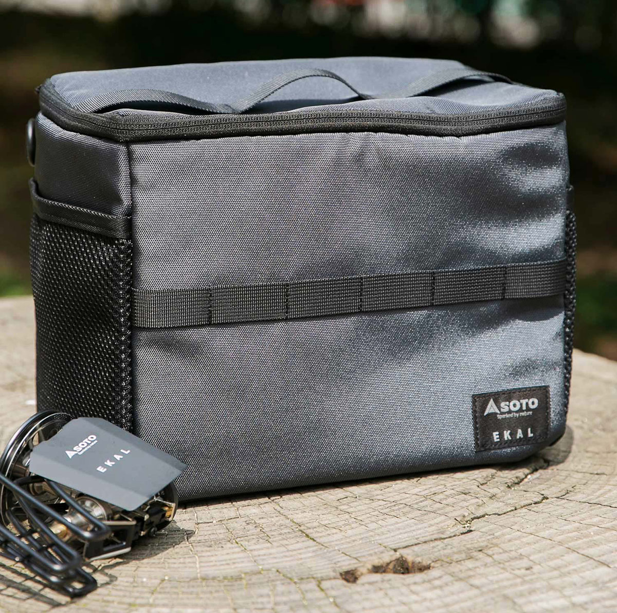 エカルの別注で、SOTOの大口径シングルバーナーがブラックカラーに