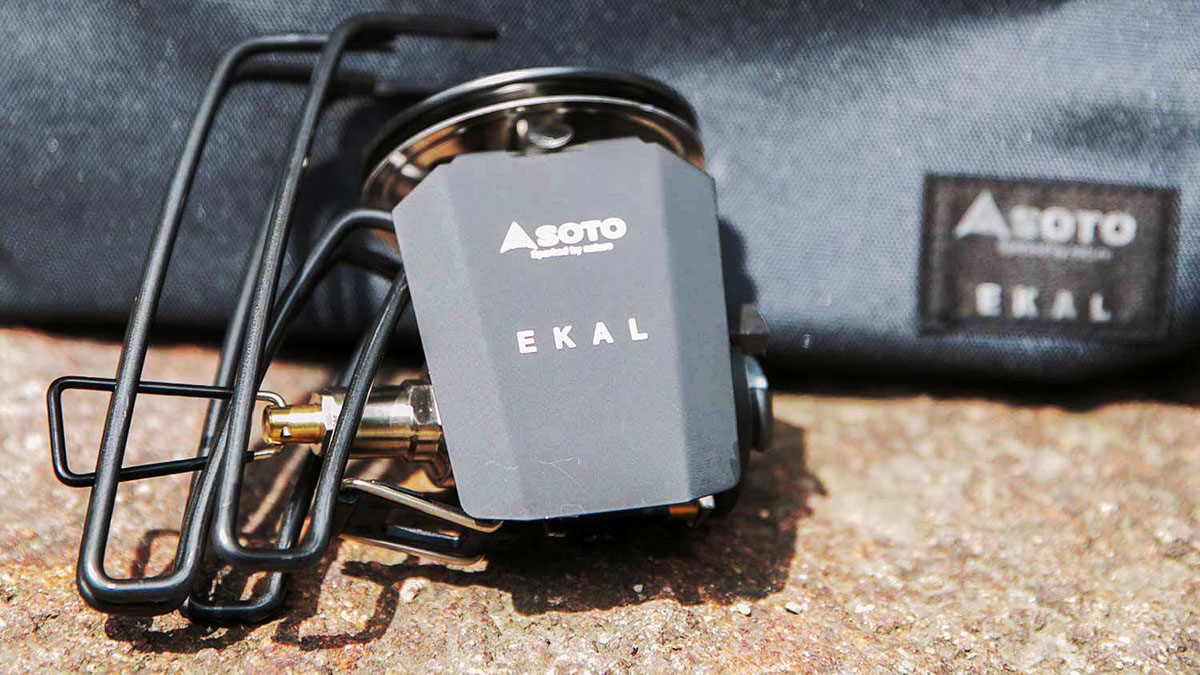 エカルの別注で、SOTOの大口径シングルバーナーがブラックカラーに