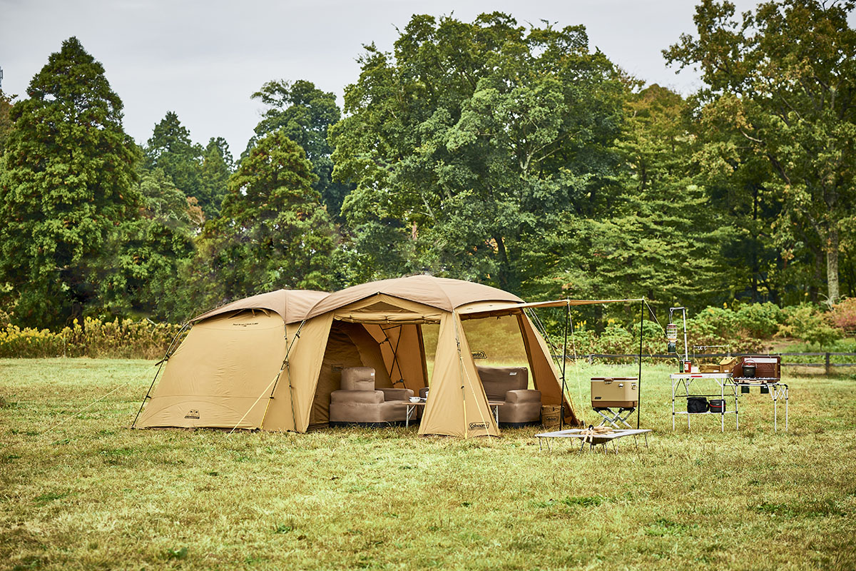 コールマンの定番2ルームテントに、コットンライクな新素材を採用した