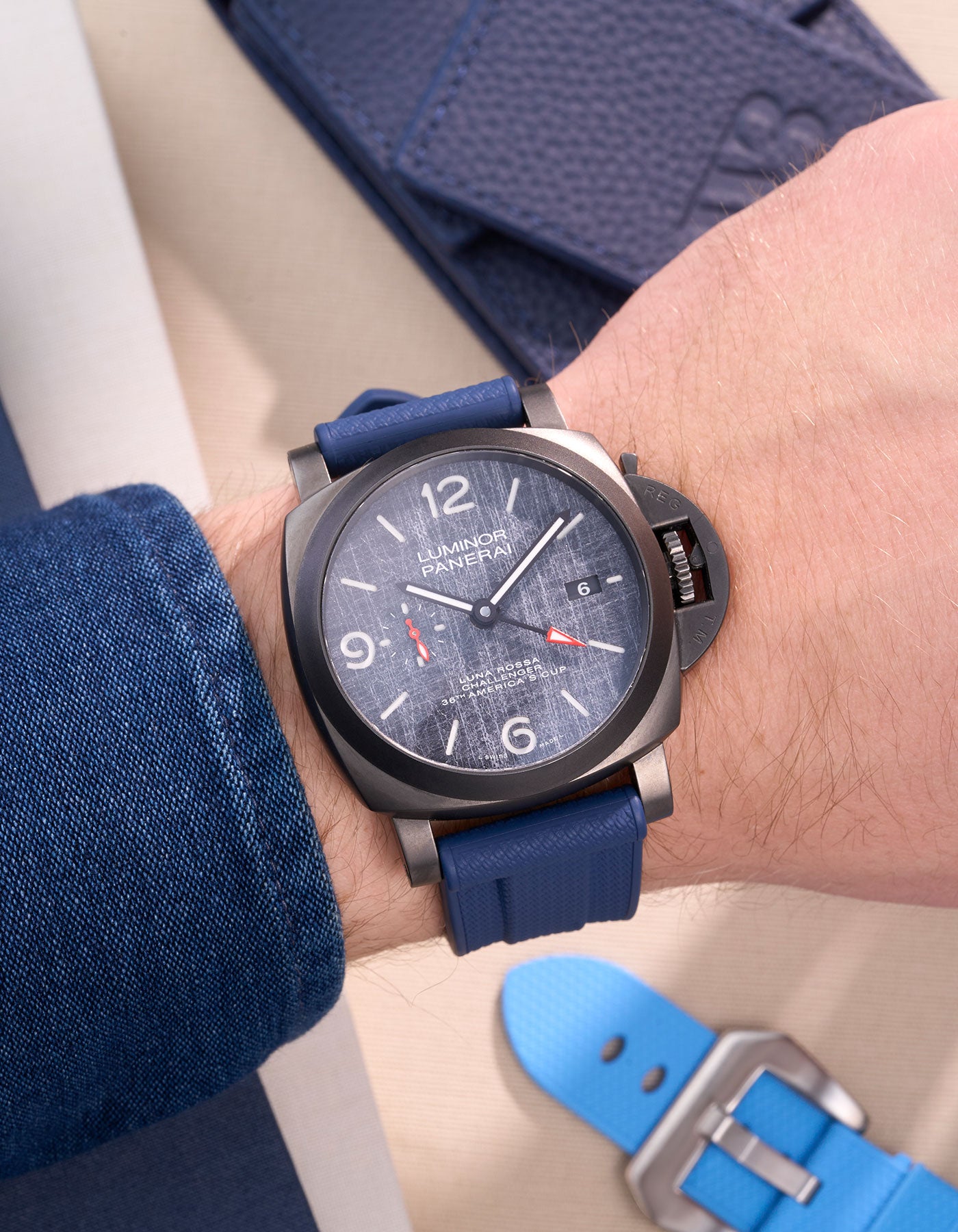 Navy Blue Vertech FKM Rubber Strap for Panerai 22mm-26mm – Wristbuddys