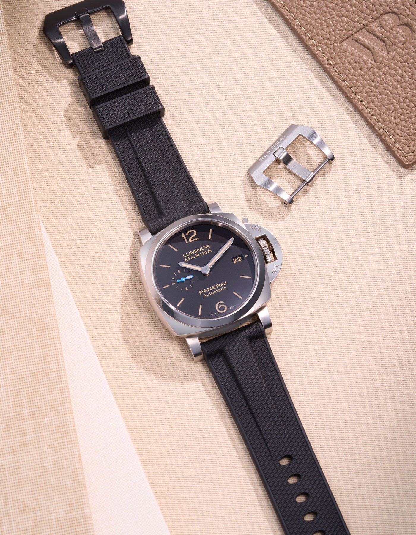 Black Vertech FKM Rubber Strap for Panerai 22mm, 24mm & 26mm