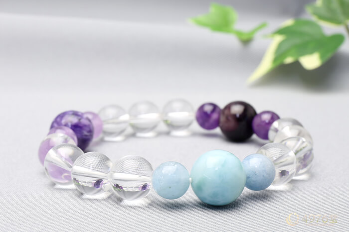 三大ヒーリングストーン・ラリマー・チャロアイト・スギライト