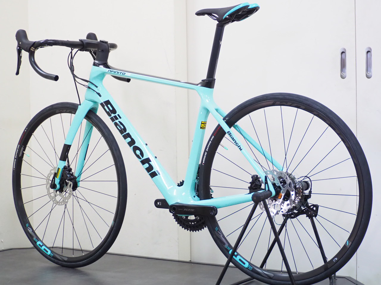 Bianchi (ビアンキ) INFINITO XE(インフィニートXE) DISC 105 12s完成