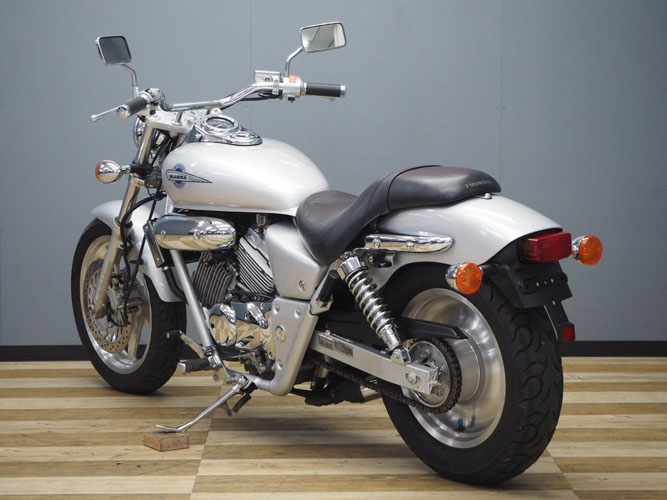 ホンダ V-TWIN MAGNA -今、注目すべき絶版名車 「マグナ」ブランドを