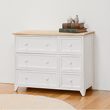 シャビーホワイトとナチュラルカラーが可愛い フレンチローチェスト