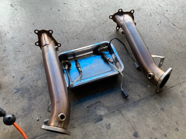 ◇NISSAN GT-R [R35] 用品取付作業 エキゾースト触媒交換◇#日産#GT-R