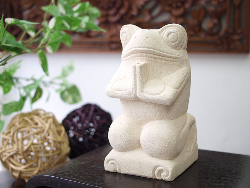 バリ島のカエルの石像や置物の意味は？縁起物？｜Cocobariコラム