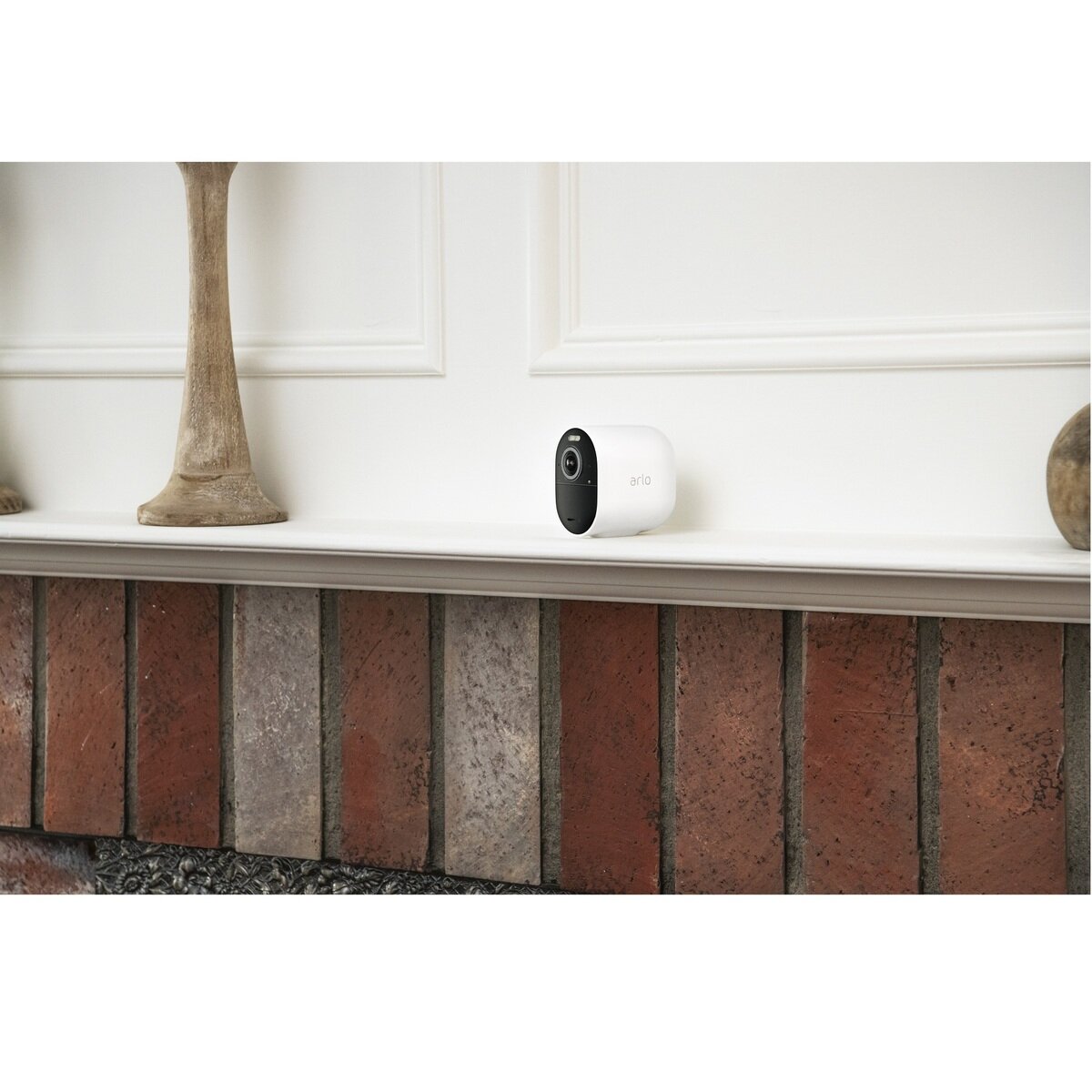 Arlo Ultra2 スポットライトワイヤレスセキュリティカメラ 2台キット