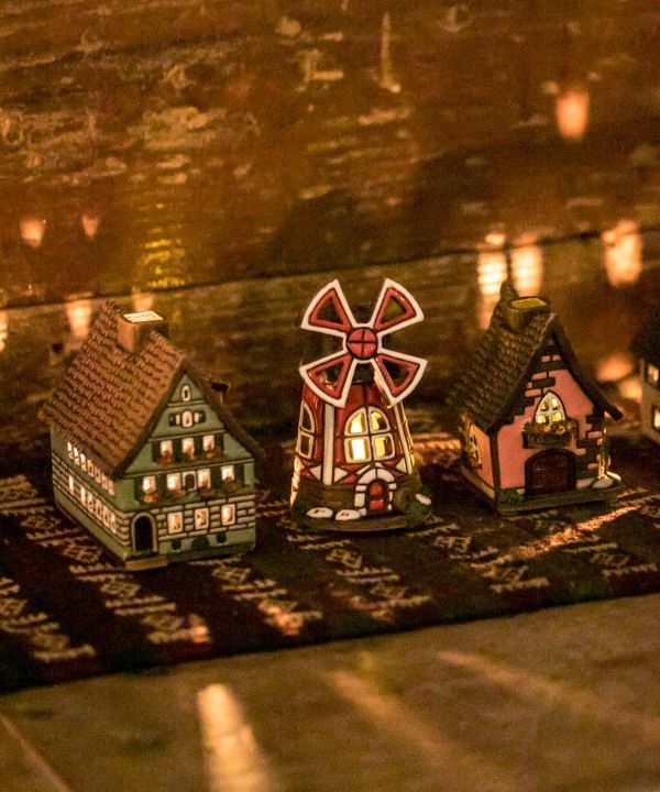 From リトアニア】グリーンキャンドルハウス(1 VARIATION): 『欧州航路』