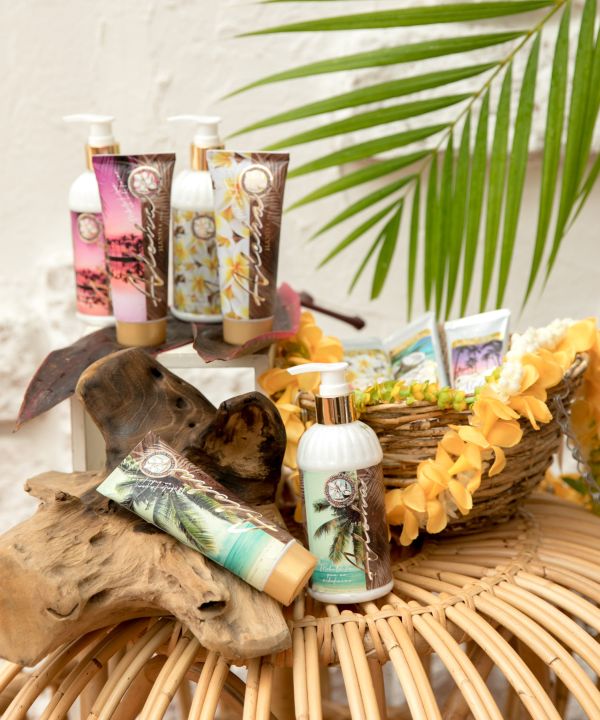 マリアオラクルALMA バーガンディ ポーチ ハンドクリーム付き マリア