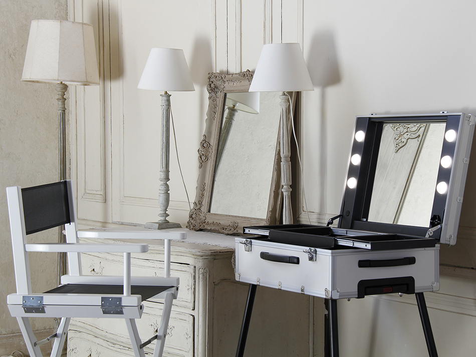 VT101 LED | プロ用メイクボックス | Cantoni Japan