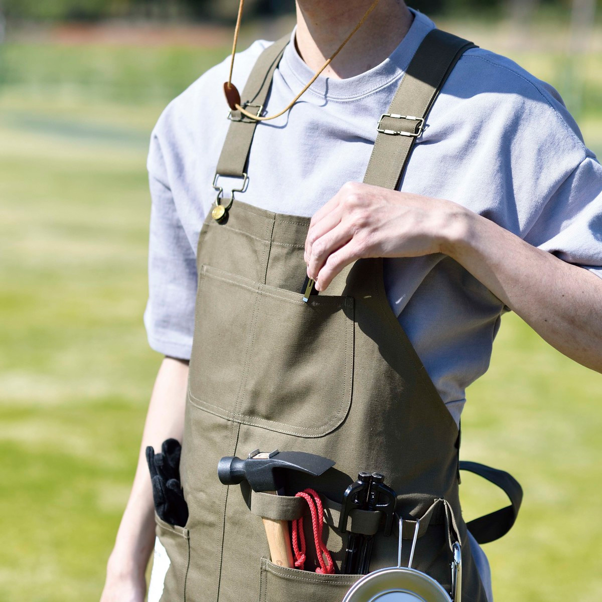 FIRE PROOF ワークエプロン(オリーブ) - アウトドア・キャンプ用品