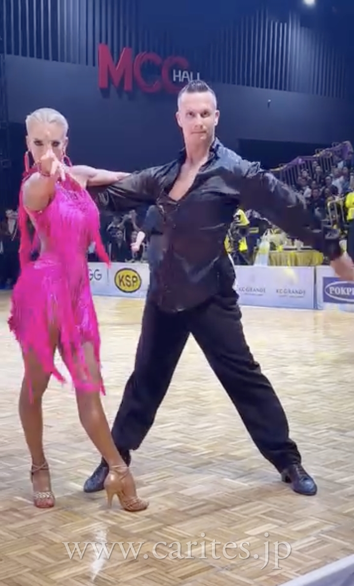 ABRAHAM MARTINEZ｜ヨーロッパハイブランドドレスセレクトショップ