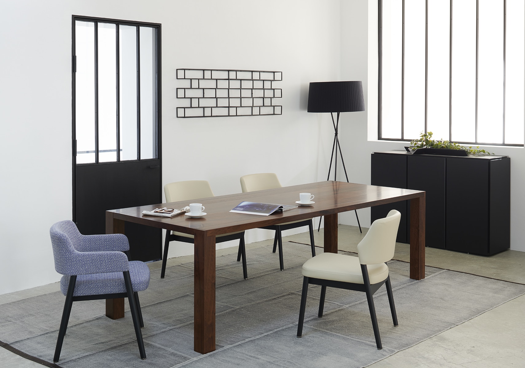 IXC(イクスシー）TANT-TANTタンタン アームレスチェア|カッシーナ