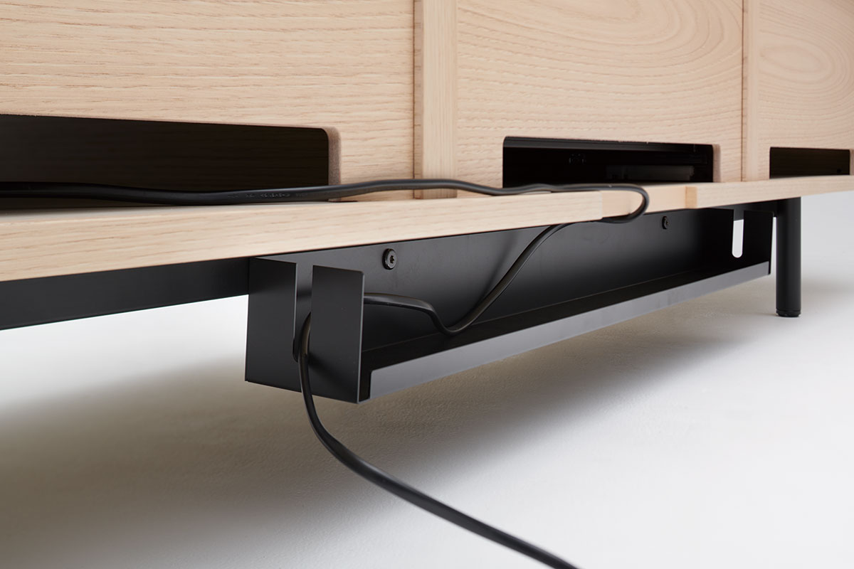 IXC(イクスシー）BREATHブレス シアターボード（脚部＝H350タイプ