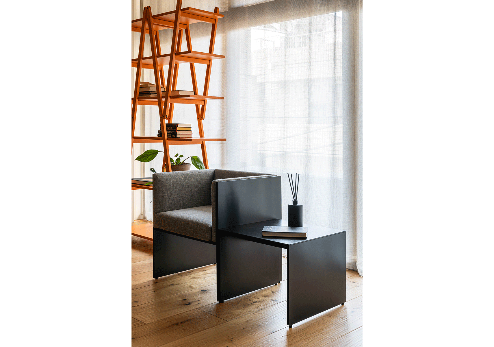 IXC(イクスシー）AIR FRAME 3002 ローテーブルエアーフレーム 3002