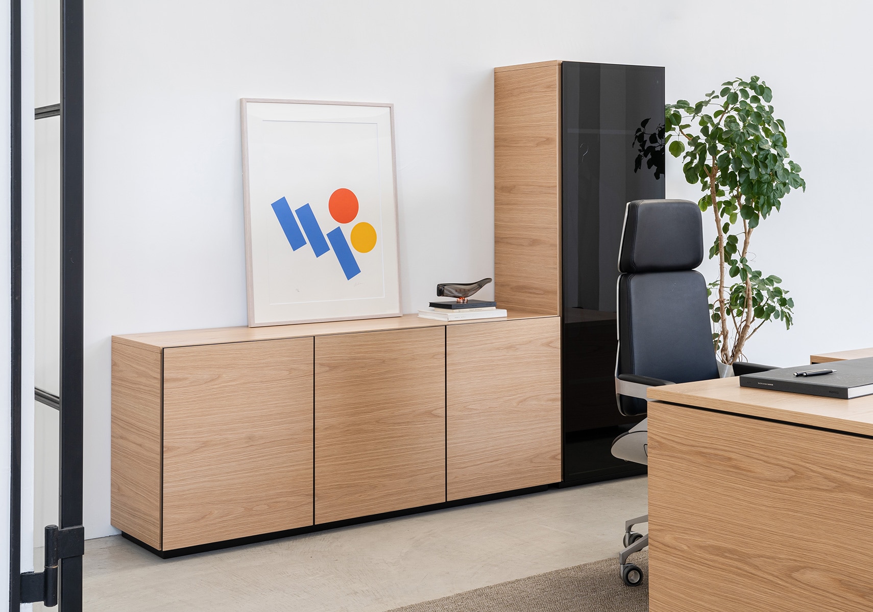 IXC(イクスシー）BROAD side cabinetブロード サイドキャビネット