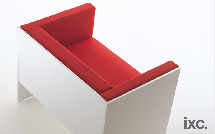 AIR FRAME(エアーフレーム) - プロダクトフォーカス | カッシーナ