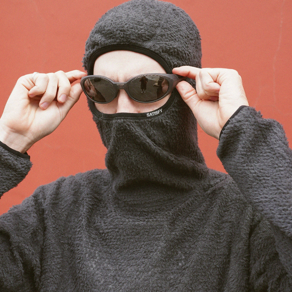 Satisfy FuzzFleece AD Light Hoodie - Black – CCACHE RUNNING