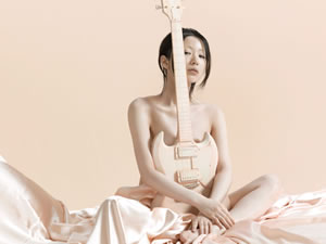 椎名林檎『三文ゴシップ』衝撃のビジュアル展開が露出スタート