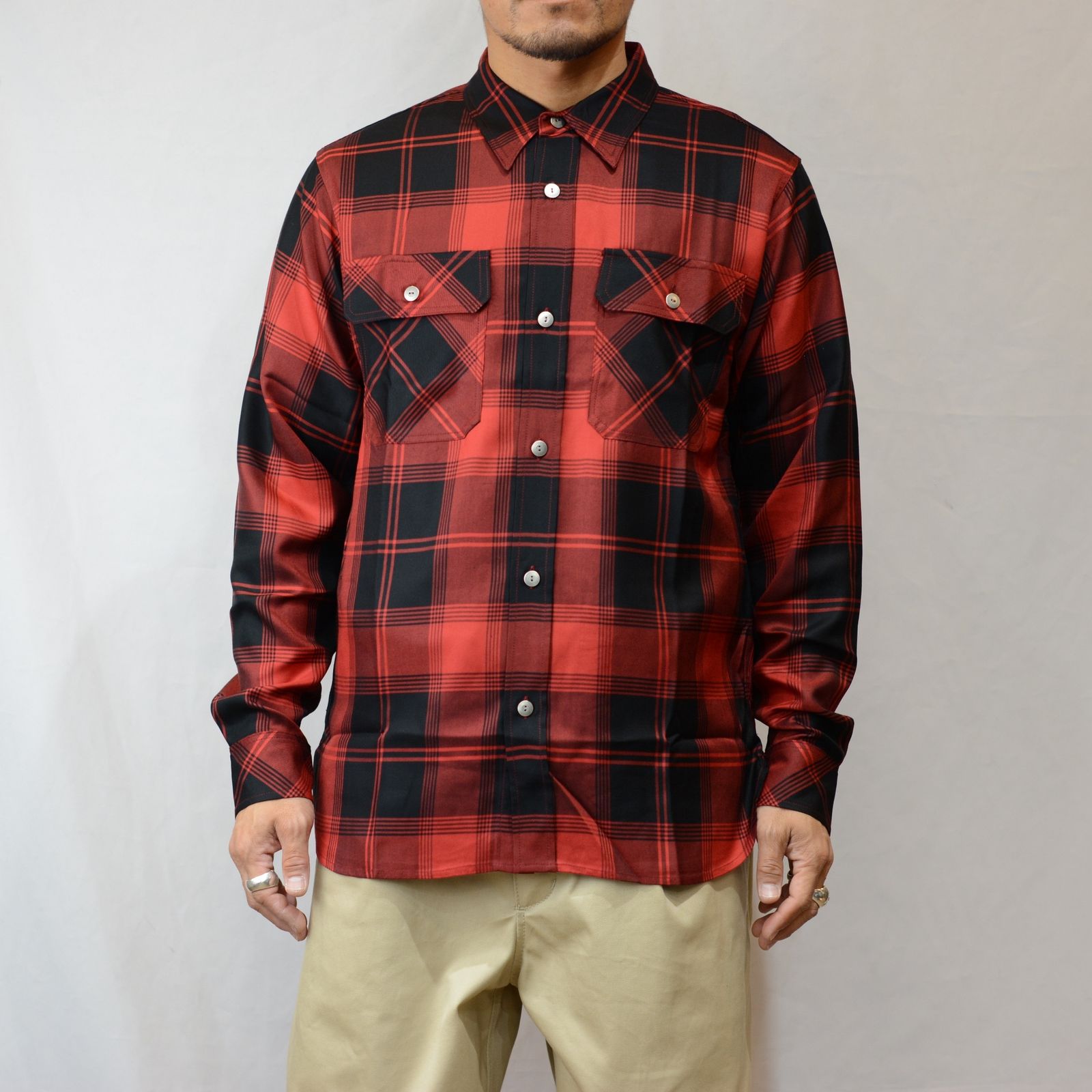 ISAMU KATAYAMA BACKLASH - レーヨンチェック シャツ （RED） | chord