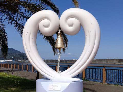 施設案内】恋人の聖地～富士山に出会える海岸～｜焼津市