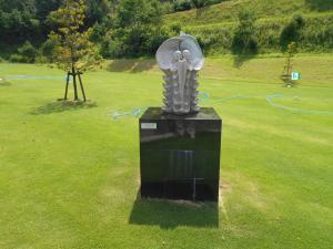 陶芸の村公園 萩焼オブジェについて - 萩市ホームページ