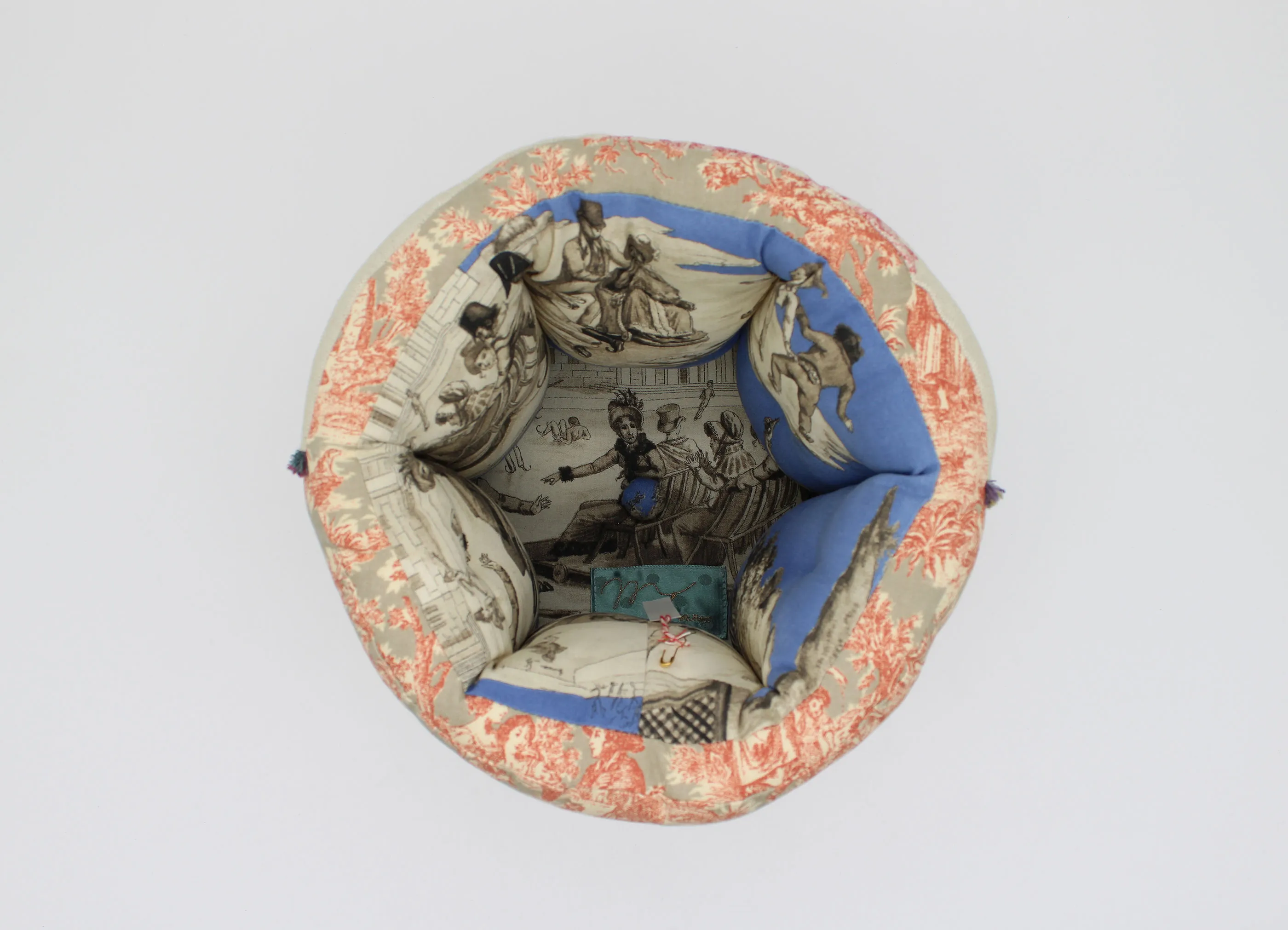 Mt.Hari / マウント・ハリ】PUFF BOX プフボックス Mの商品詳細ページ