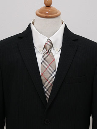 バーバリー ストライプの黒スーツ(ノバチェックネクタイ) 160