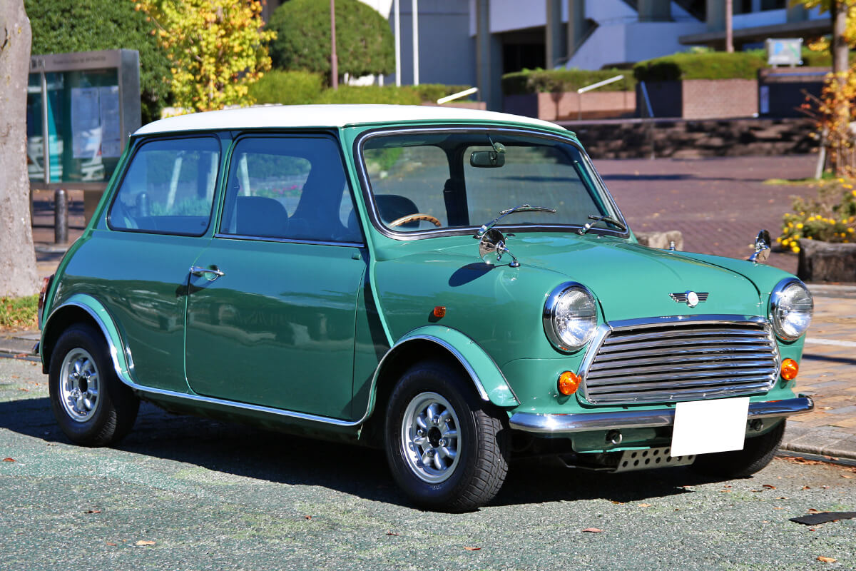 ローバーミニ 35周年アニバーサリー | ローバーミニを楽しむ：Classca