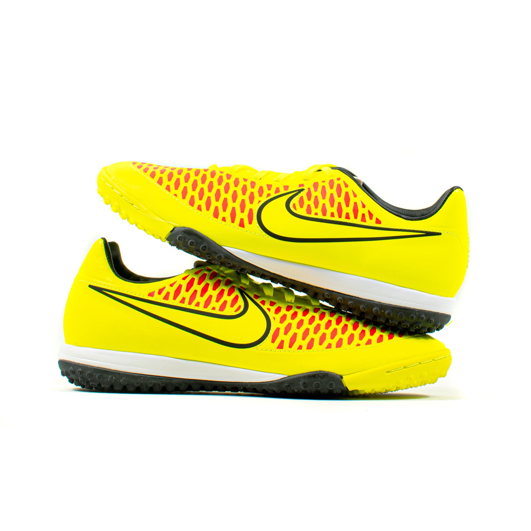 Nike Magista Onda Yellow Turf – Classic Soccer Cleats