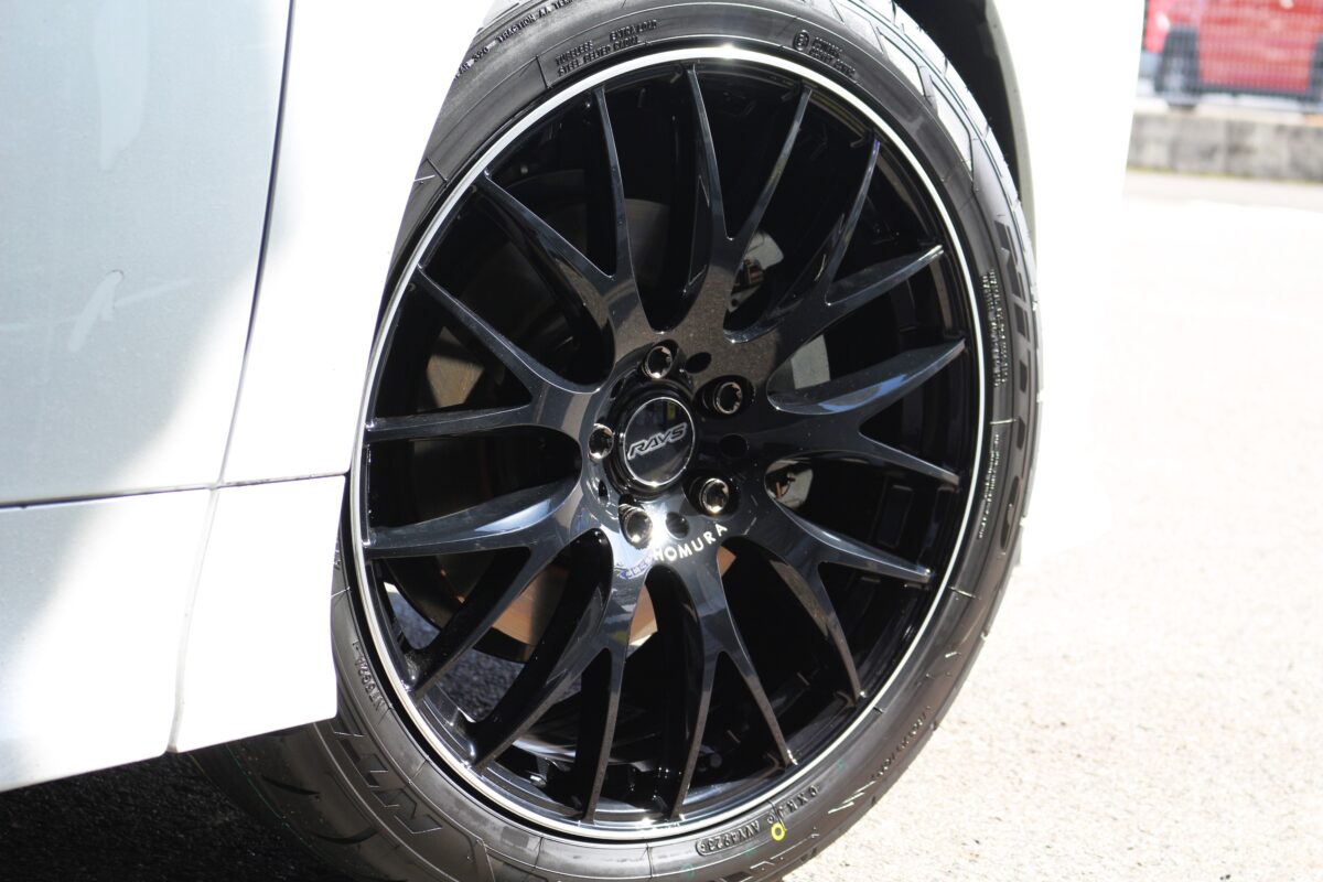 新型40系アルファードに20インチ！】RAYS HOMURA 2x9 Plus を装着