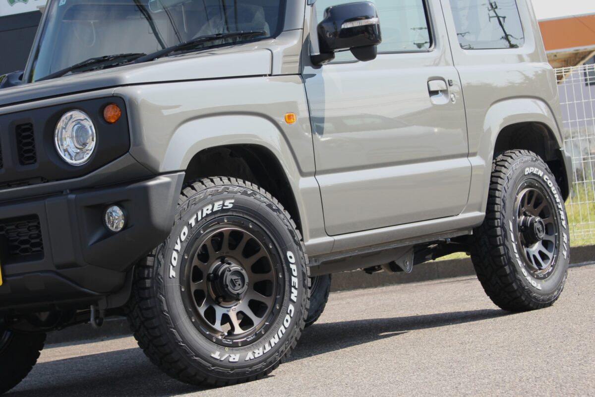JB64ジムニー】これぞ四駆スタイル！DELTA FORCE OVAL と OPEN COUNTRY